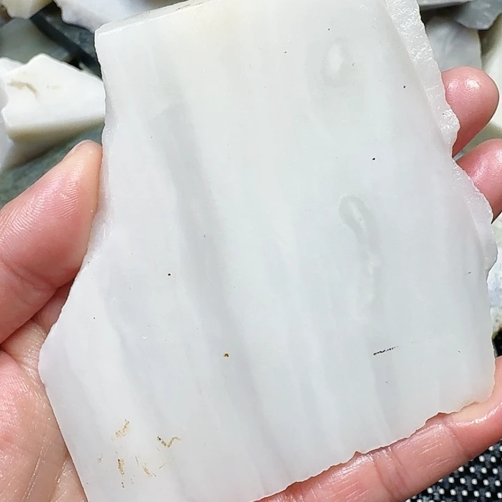 和田玉未镶嵌珠宝奇石