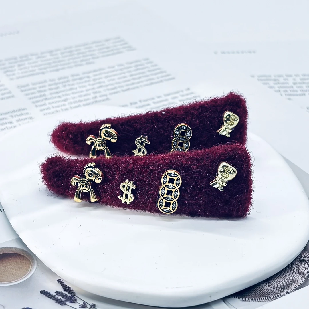 【HP·轻奢】马上有钱毛绒发夹-9794