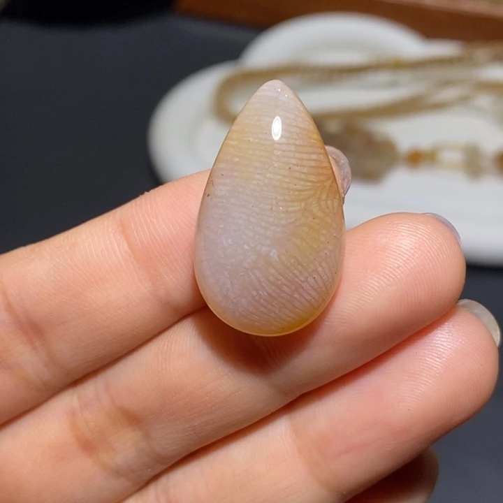 【闪购商品】未镶嵌珊瑚玉硅化玉