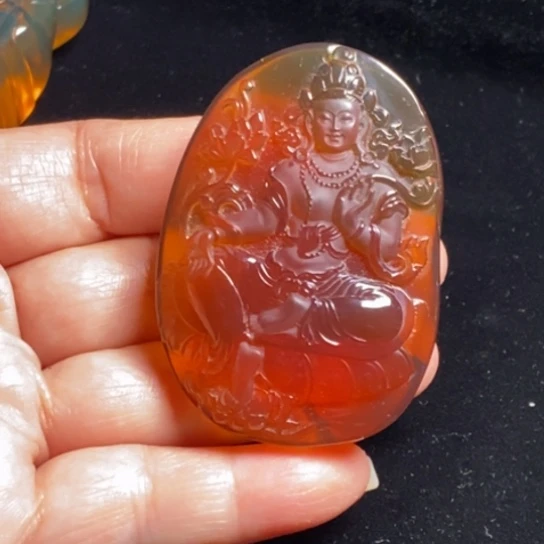 琥珀未镶嵌裸石度母