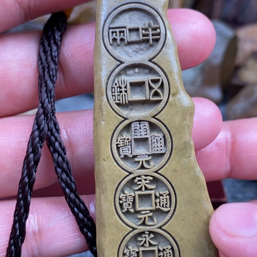 【闪购商品】原石雕刻手把件