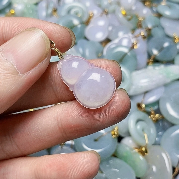 翡翠未镶嵌颈饰天然A货翡翠