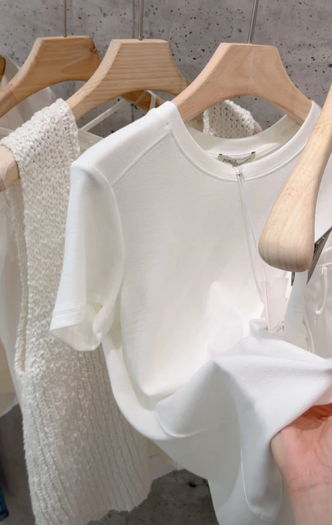 30894 必入!韩风净版纯色糯感圆领正肩基础百搭不挑人短袖(爆款）