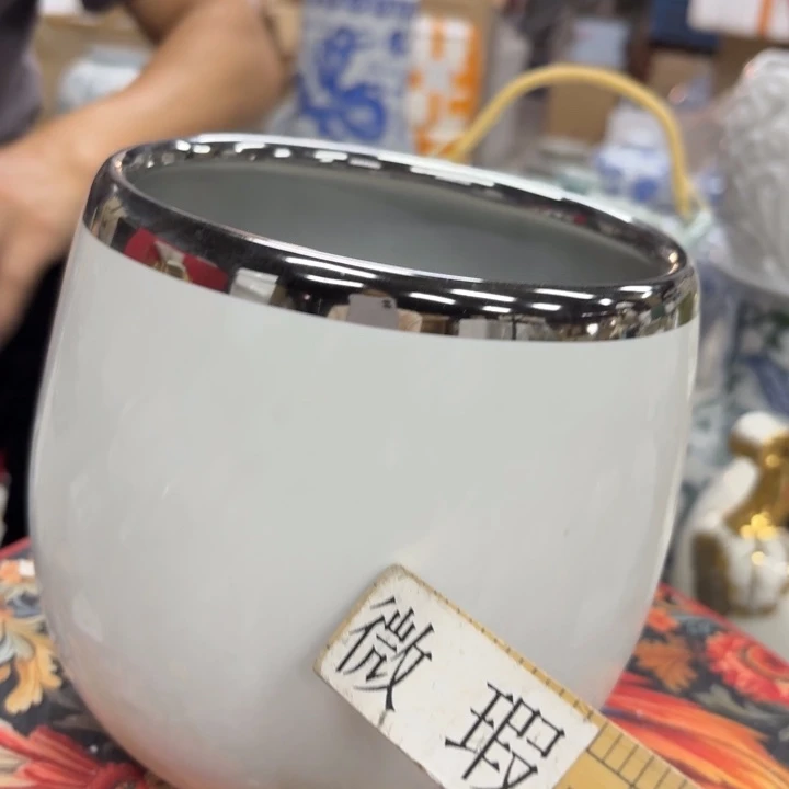 微瑕青花瓷器值得购买