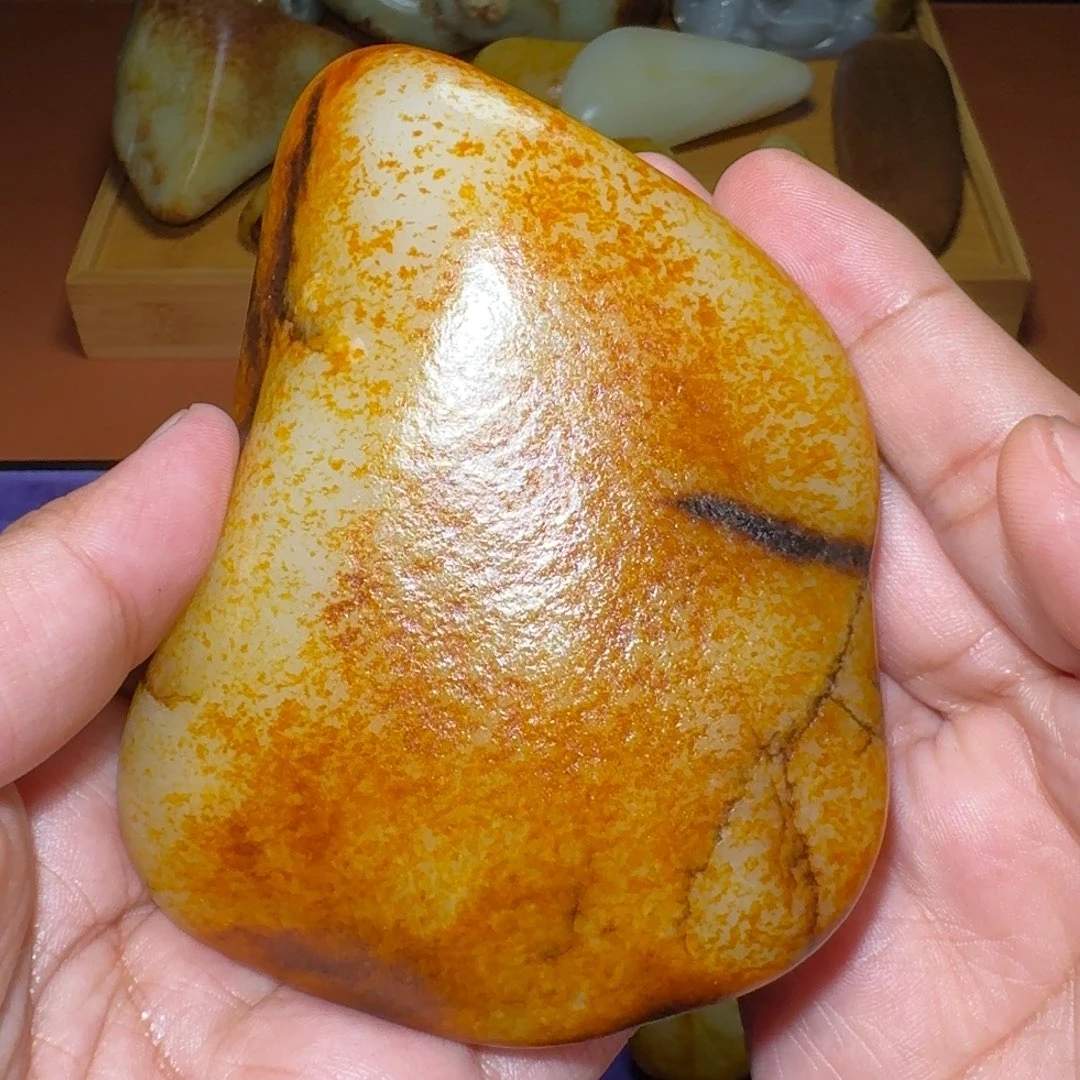 现***望和田玉未镶嵌颈饰