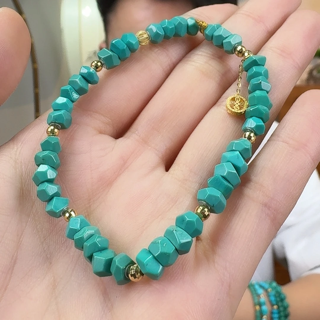 绿松石18K金镶嵌挂件