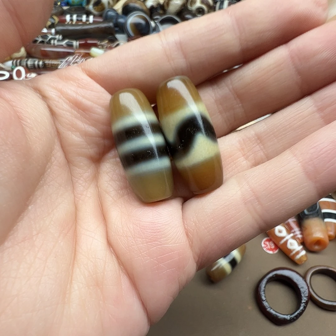 娜***于玛瑙/玉髓未镶嵌珠宝半成品