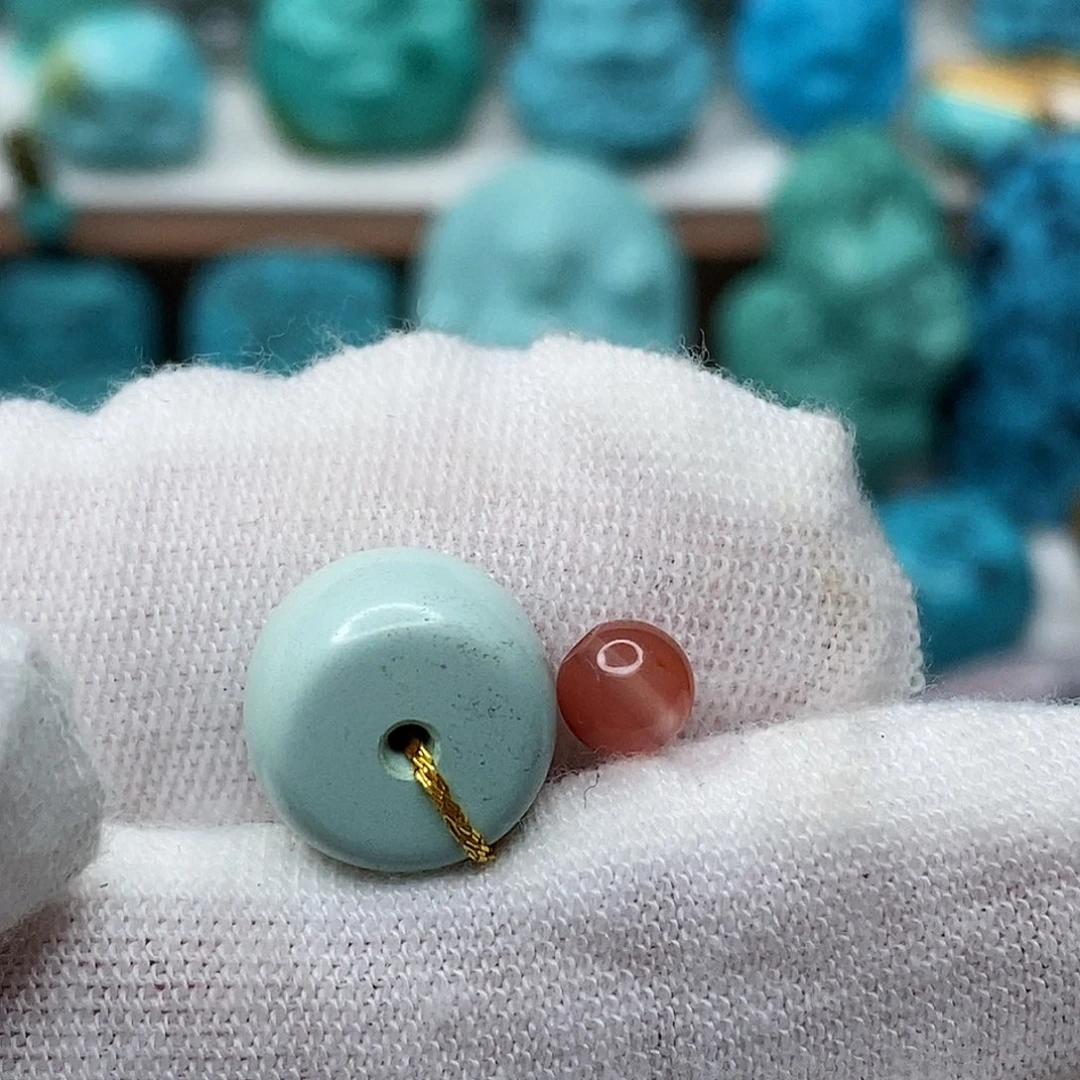 南红玛瑙未镶嵌珠宝奇石