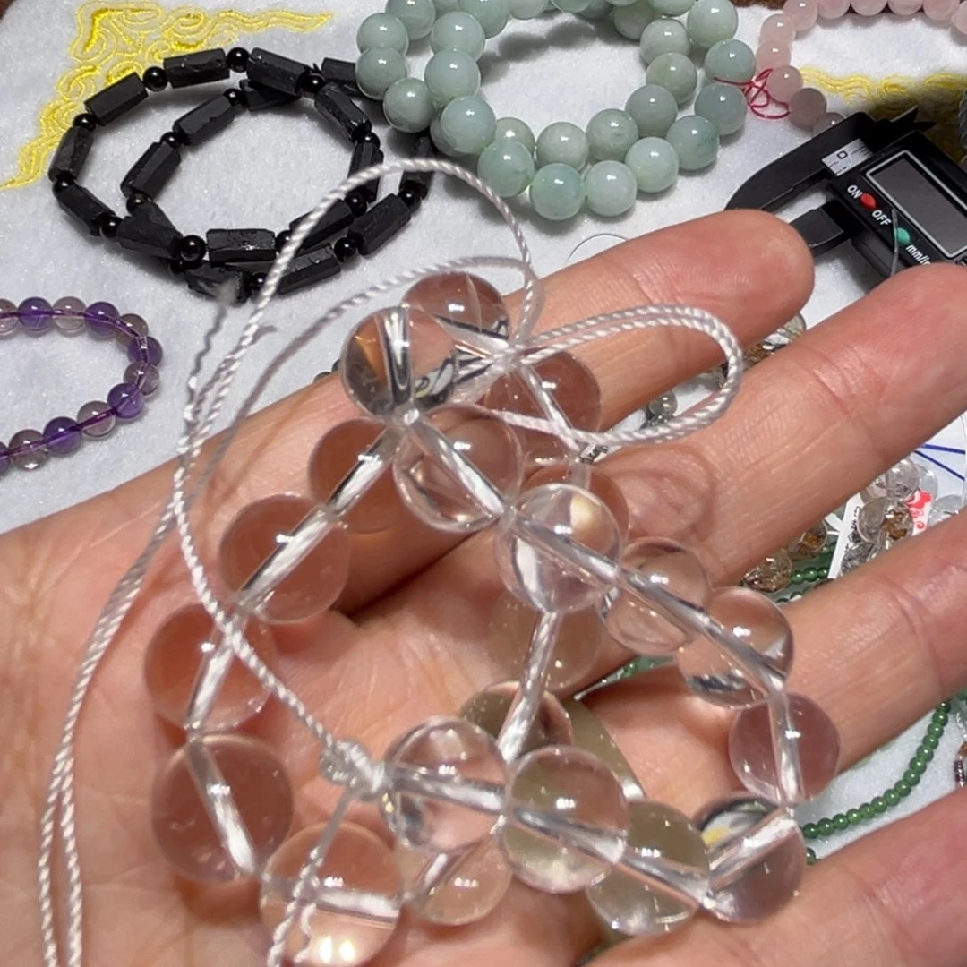 ****夕未镶嵌颈饰水晶手串