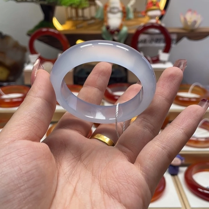 玛瑙/玉髓未镶嵌手镯