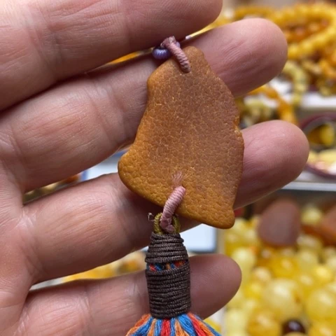 手串琥珀未镶嵌吊坠