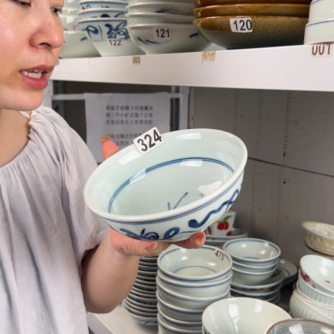 手工绘画高温釉下彩中瑕山茶花6.5寸高足碗（单只装）