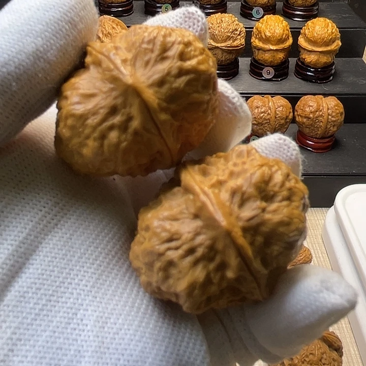 文玩核桃吊坠佛手蛤蟆头40尺18Y