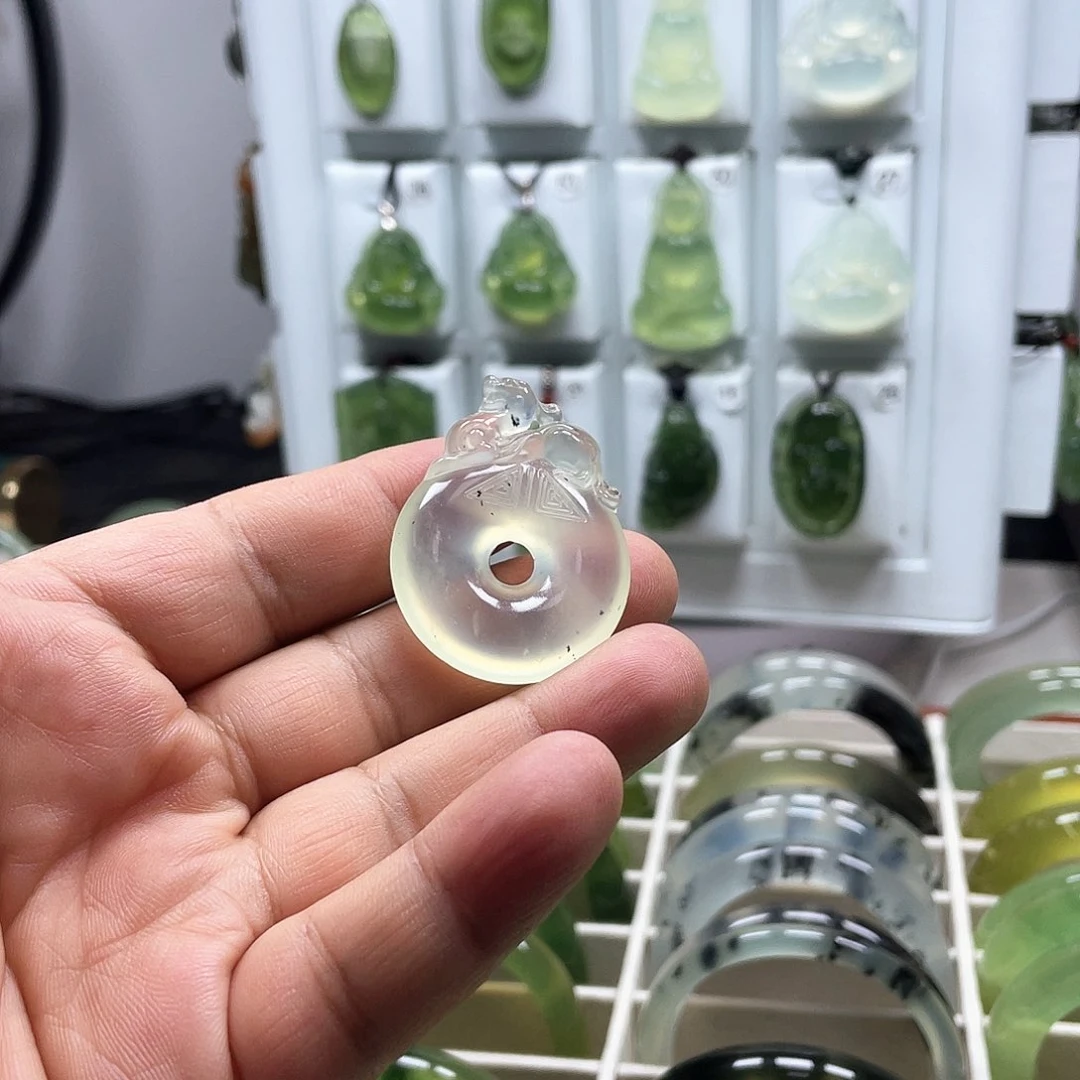 蛇纹石玉合金颈饰