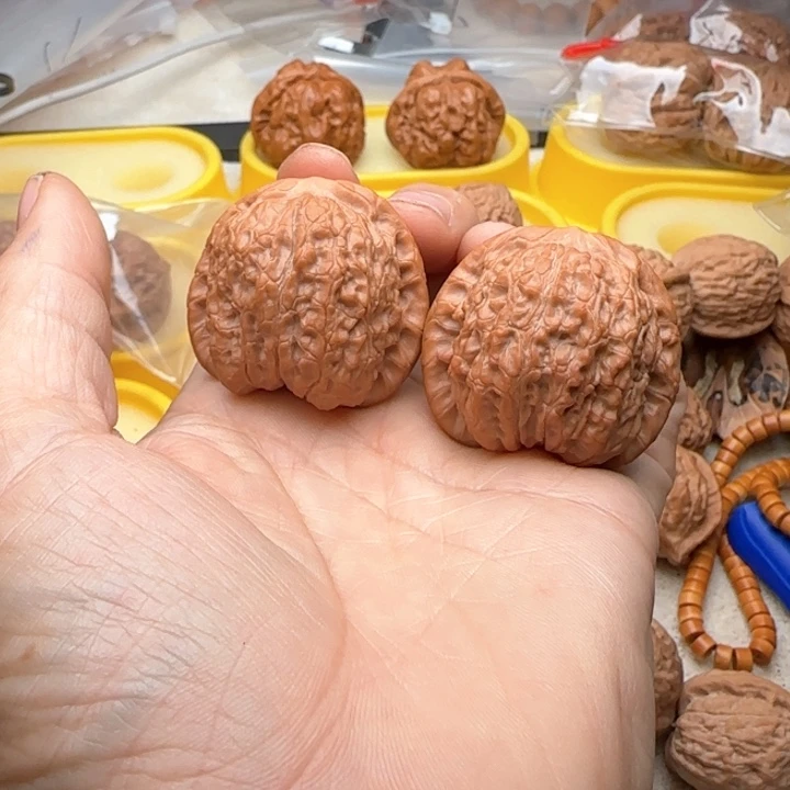 文玩核桃吊坠6**738血麒麟