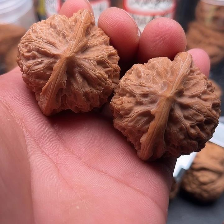 文玩核桃把件宫灯45