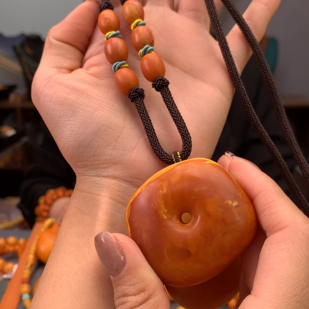 蜜蜡颈饰未镶嵌天然