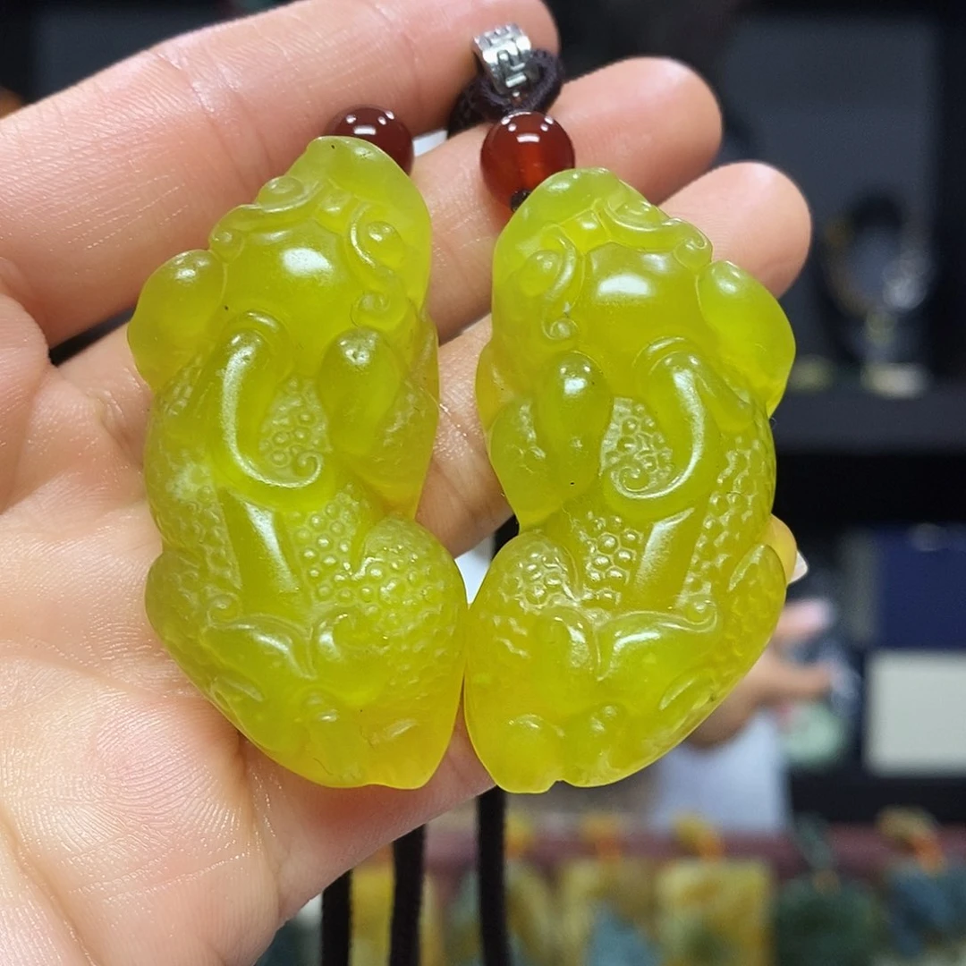 未镶嵌岫玉挂件吊坠