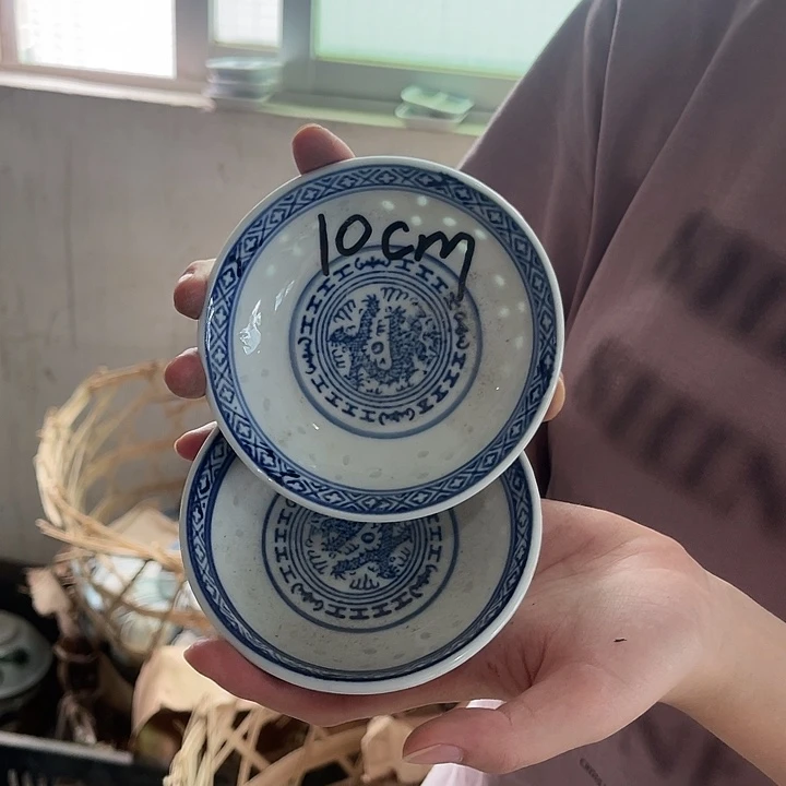 摆件怀旧瓷器，默认微瑕，介意勿拍