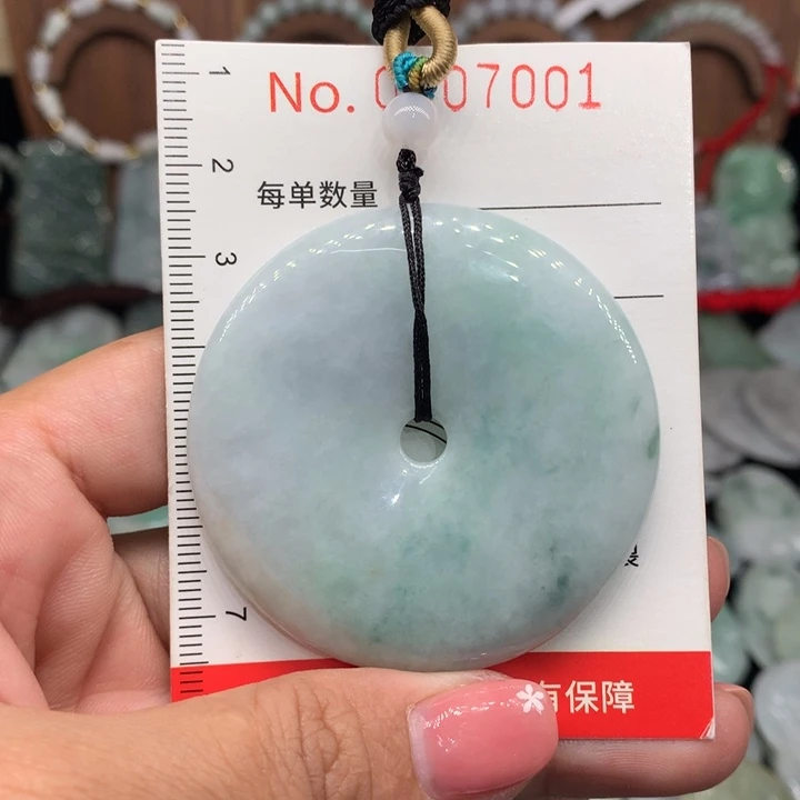 翡翠未镶嵌颈饰11