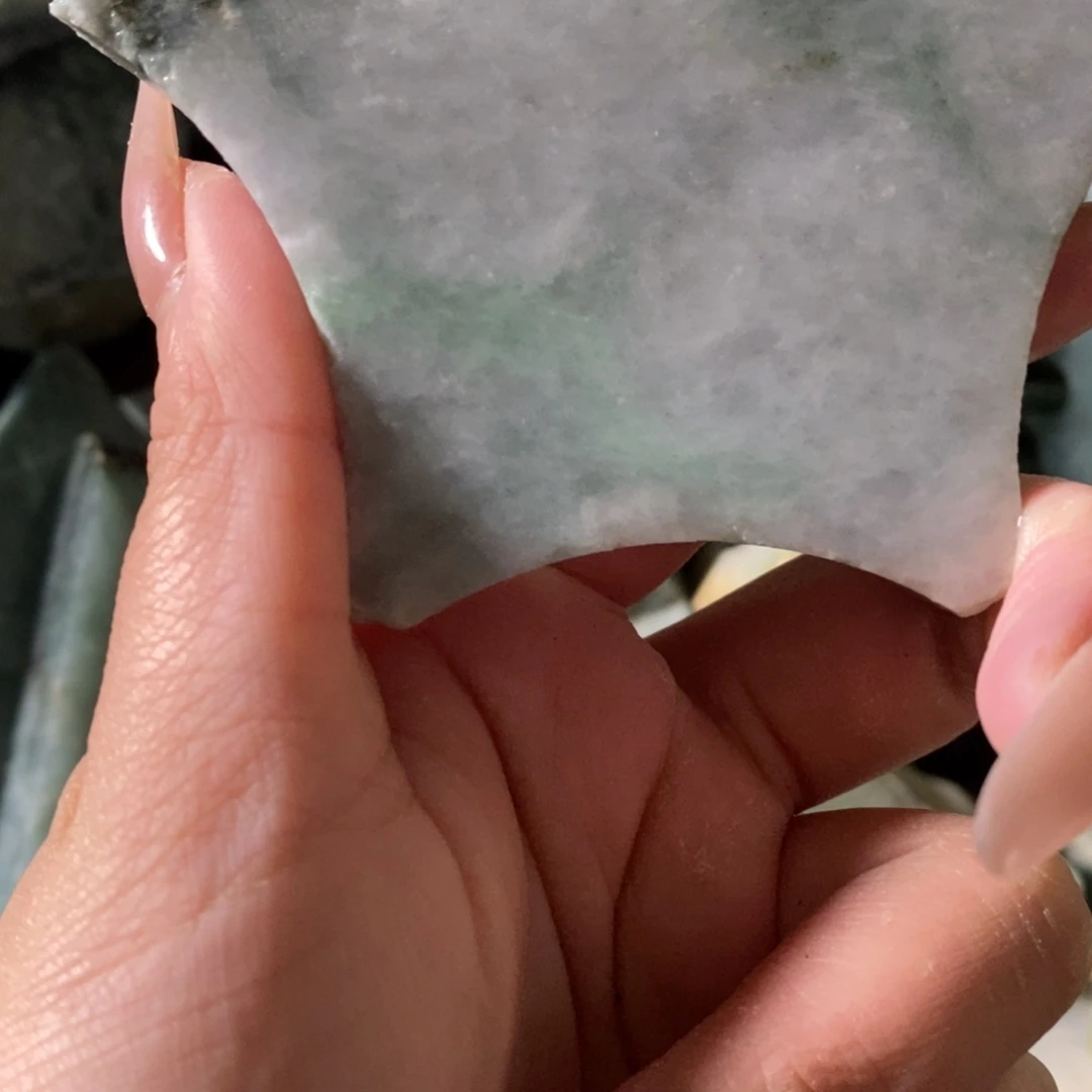 颈饰未镶嵌翡翠天然翡翠