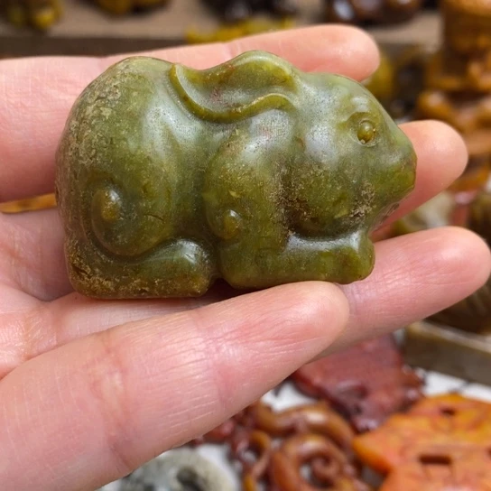 蛇纹石玉未镶嵌颈饰34