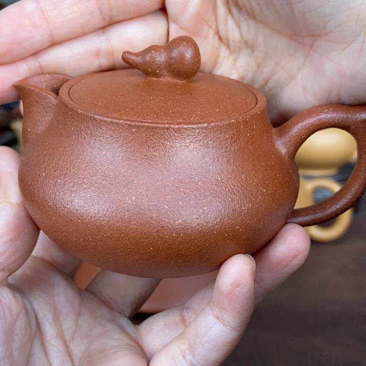 紫砂茶壶红降坡的葫芦壶
