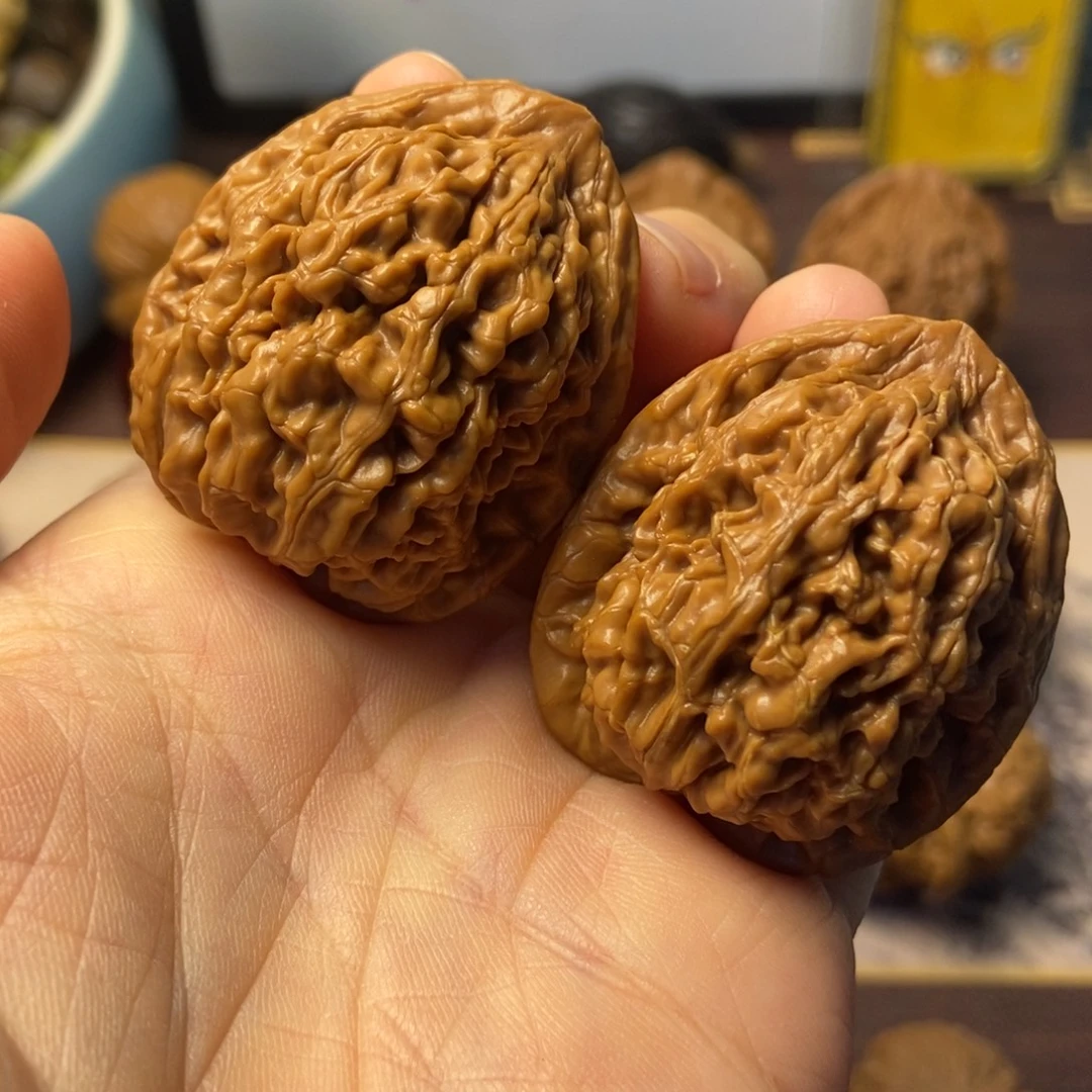 文玩核桃把件全品粗筋蚂蚁王37