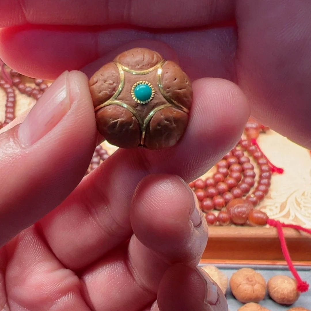 麒麟眼菩提把件?****…五星新年好