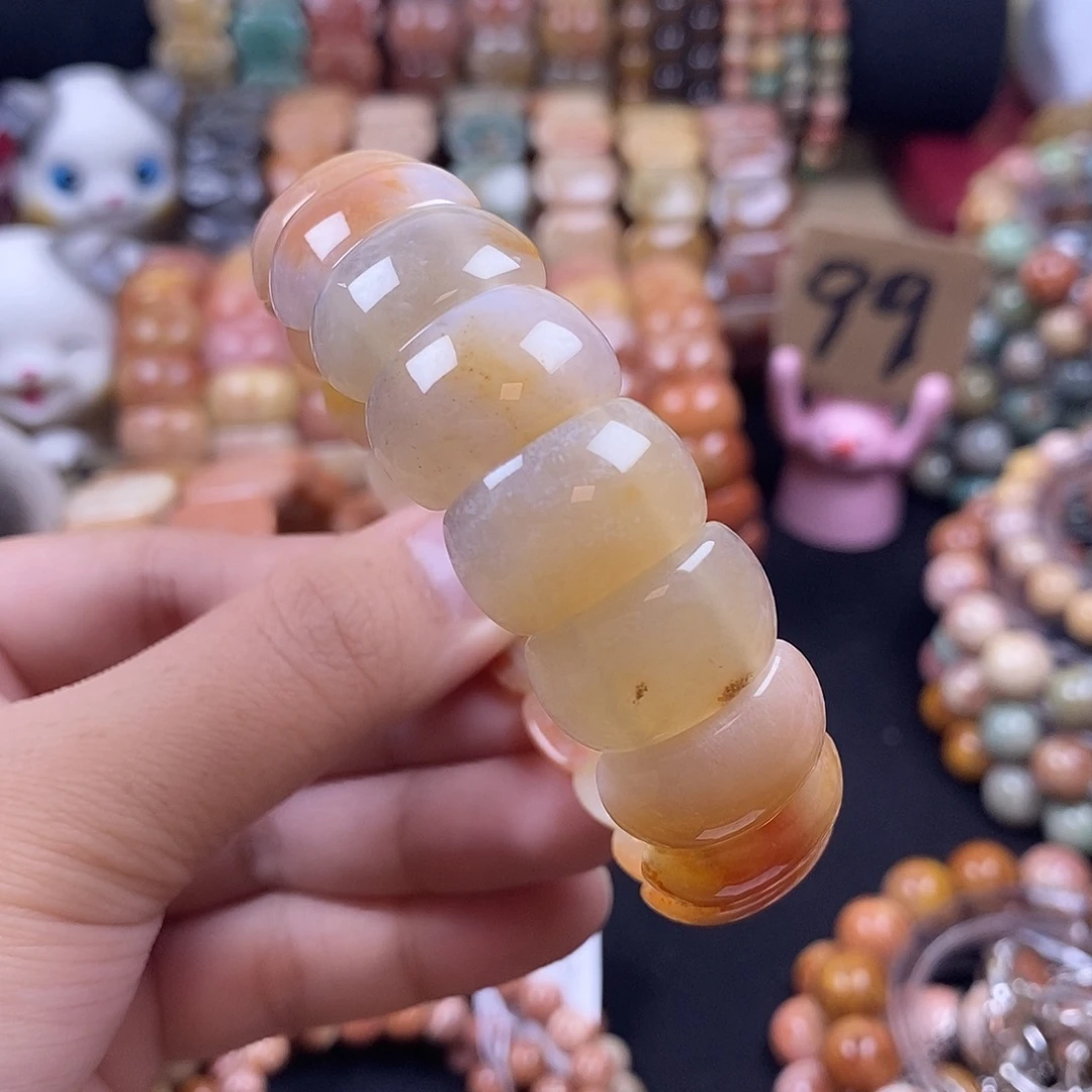 未镶嵌手牌硅化珊瑚（珊瑚玉）高冰透 15