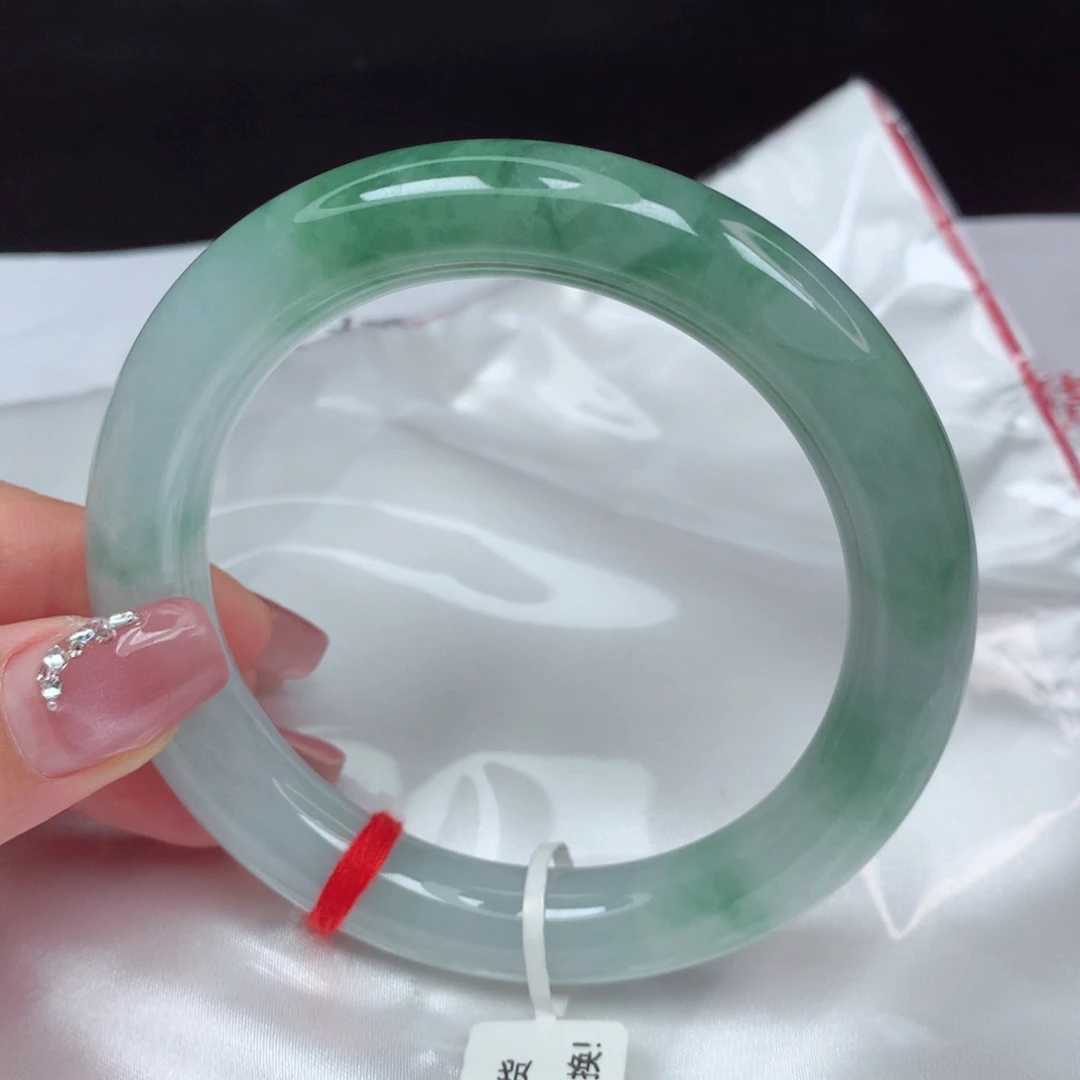 翡翠手镯未镶嵌手镯59