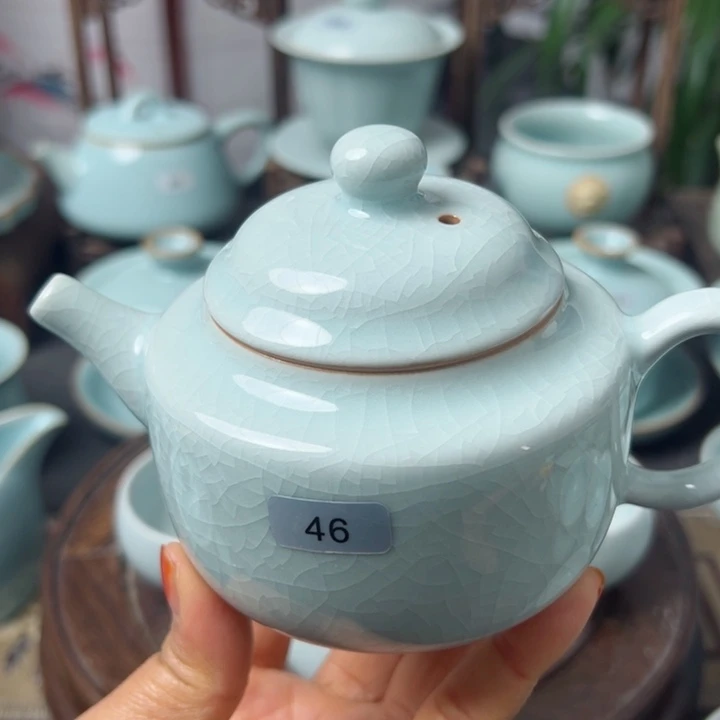 杯倾**夏月白德钟壶微瑕