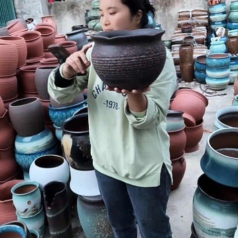 口25高18一个盆子。