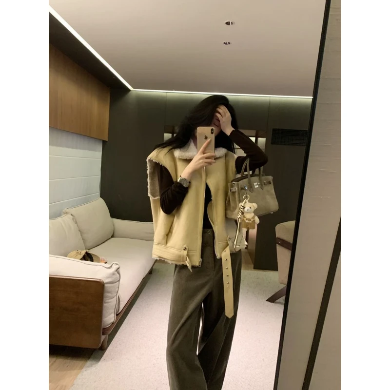 韩系设计感小众短款马甲外套内搭打底衫女秋冬休闲阔腿长裤三件套