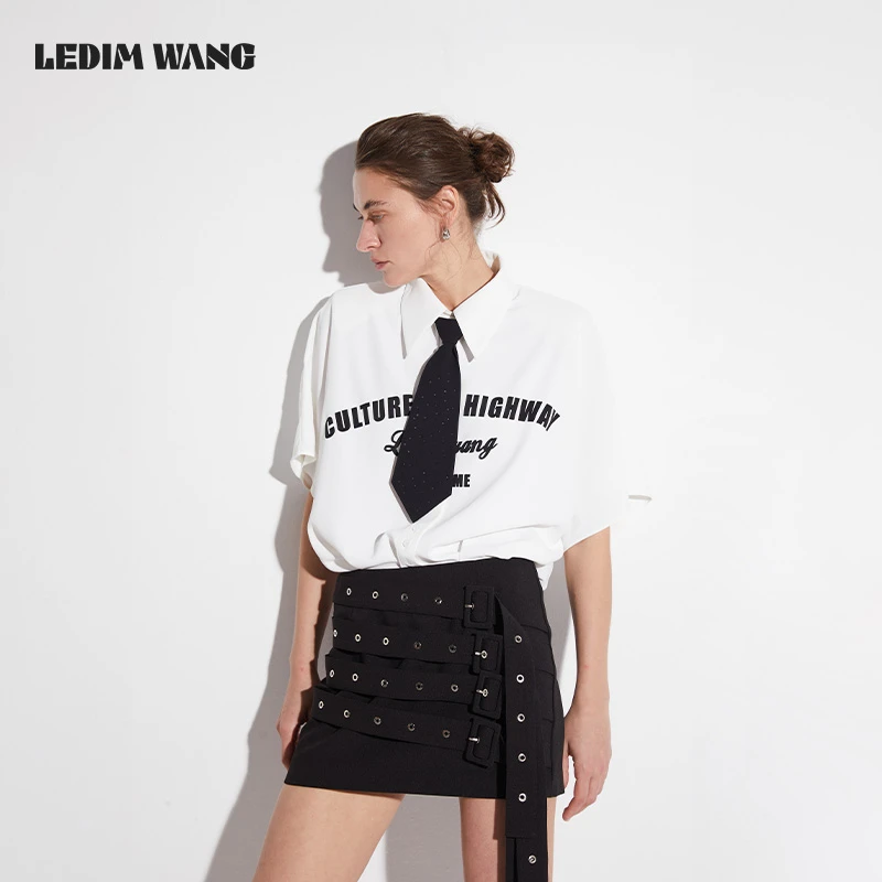 ledim wang【黑标系列】蝙蝠袖字母印花衬衫女夏2025新款领带衬衣