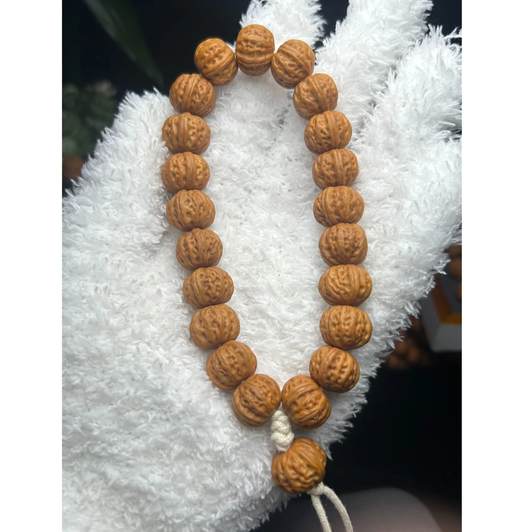 正奔三棱猴头核桃手持1.6尺寸串三通。