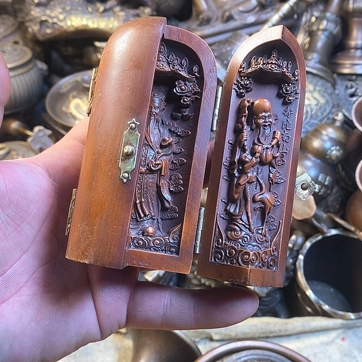 平平安安健健康康