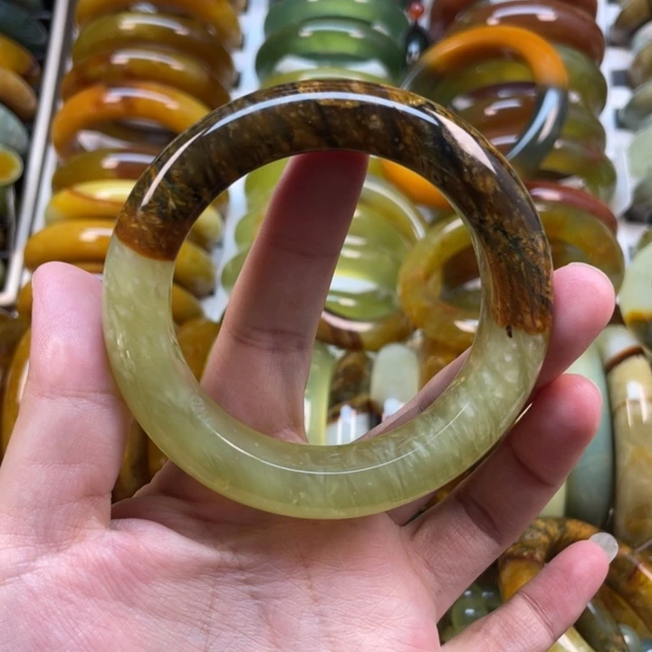 蛇纹石玉手镯未镶嵌海****善