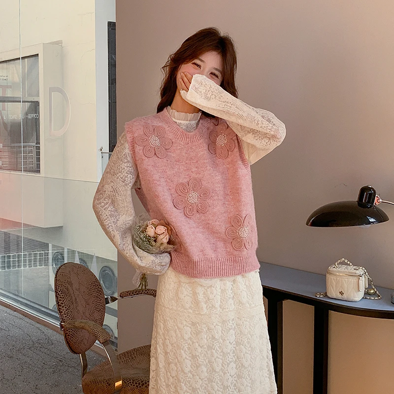 粉色韩系甜美少女套装女2025年春季立体花朵针织马甲蕾丝衫两件套