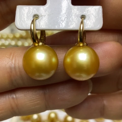 18K金镶嵌耳饰海水珍珠