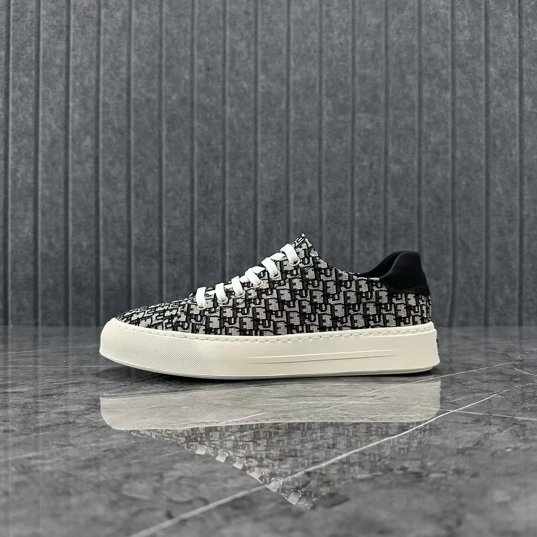 10001-断码清仓-男士时尚休闲布鞋