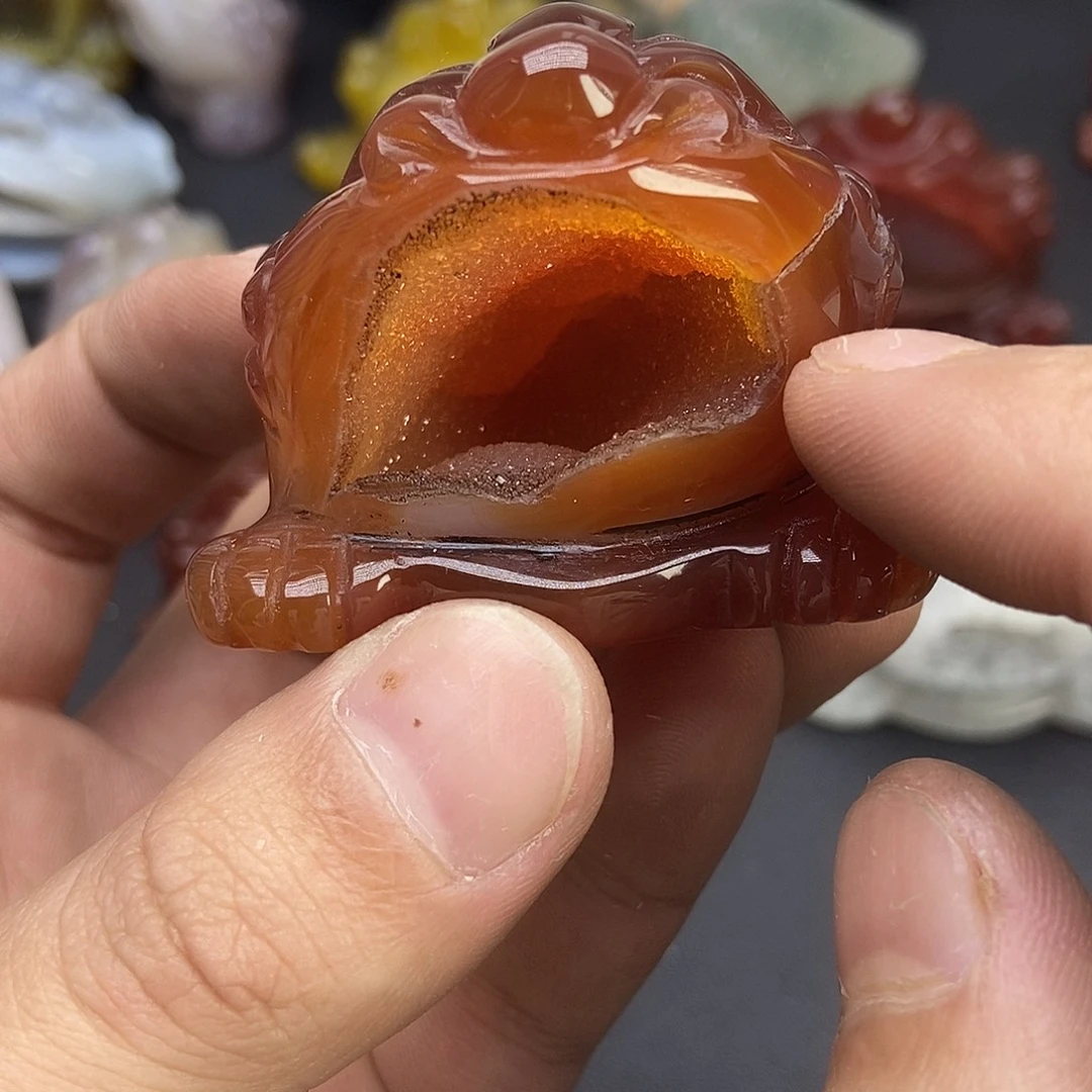 玛瑙/玉髓未镶嵌珠宝奇石