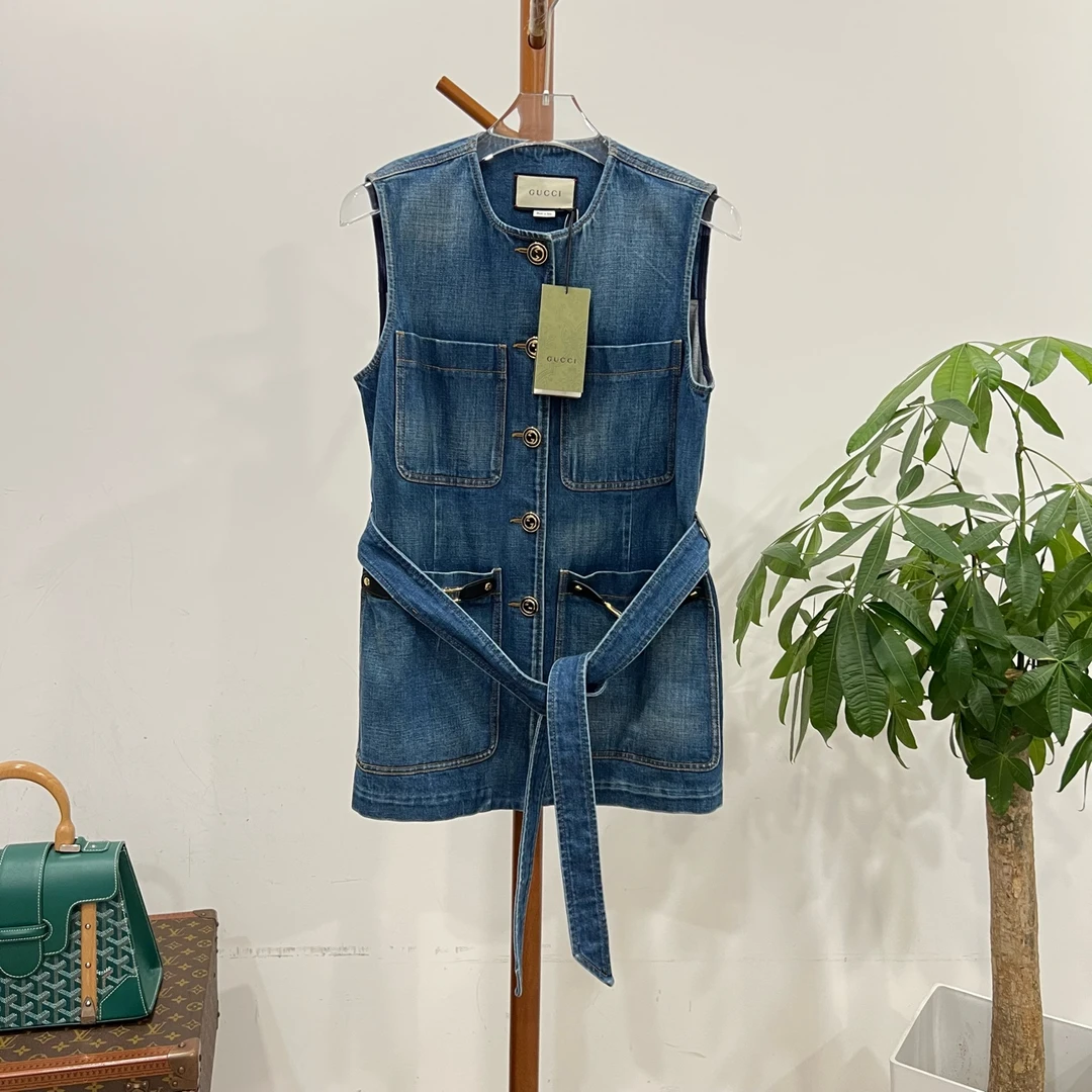 全新未使用 GUCCI/古驰 牛仔马甲 尺码40成色看直播GSS23455