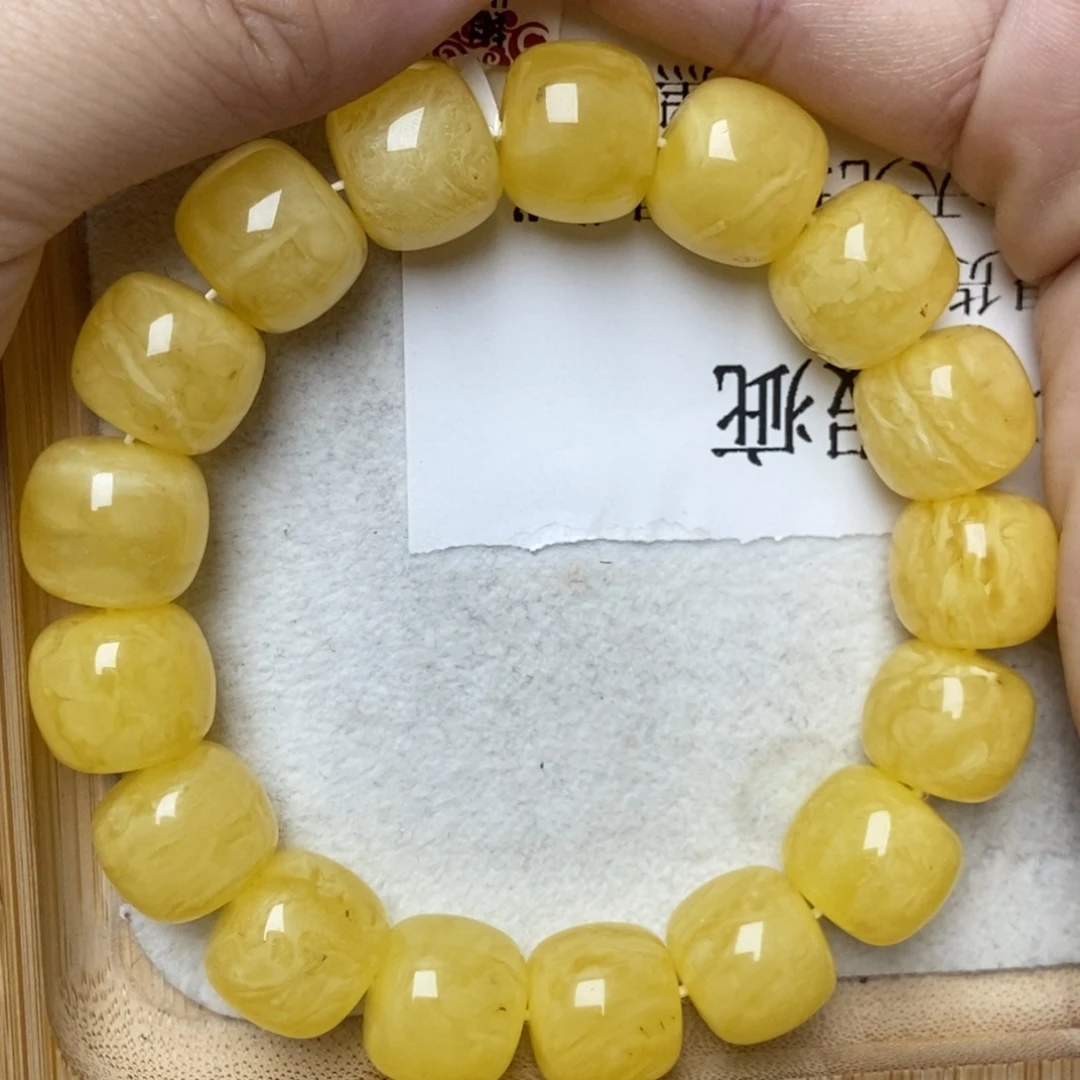 琥珀未镶嵌珠宝奇石42