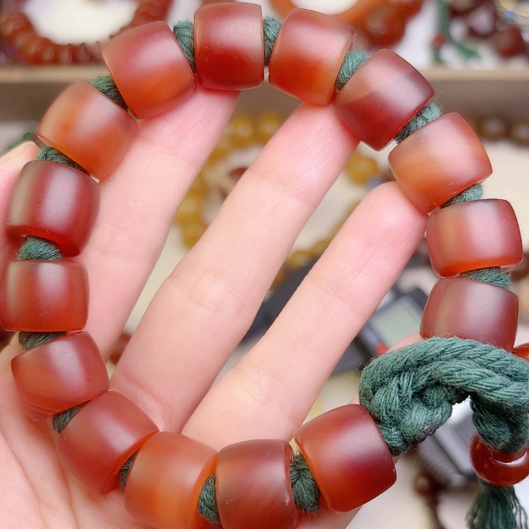 小***乖玛瑙/玉髓未镶嵌颈饰