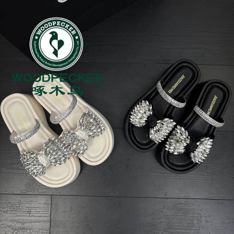 啄木鸟2025夏季精致水钻蝴蝶结厚底增高百搭女式外穿凉拖鞋偷心碟