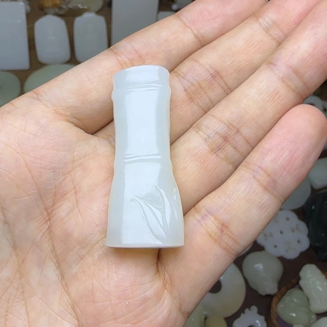 和田玉未镶嵌挂件竹节