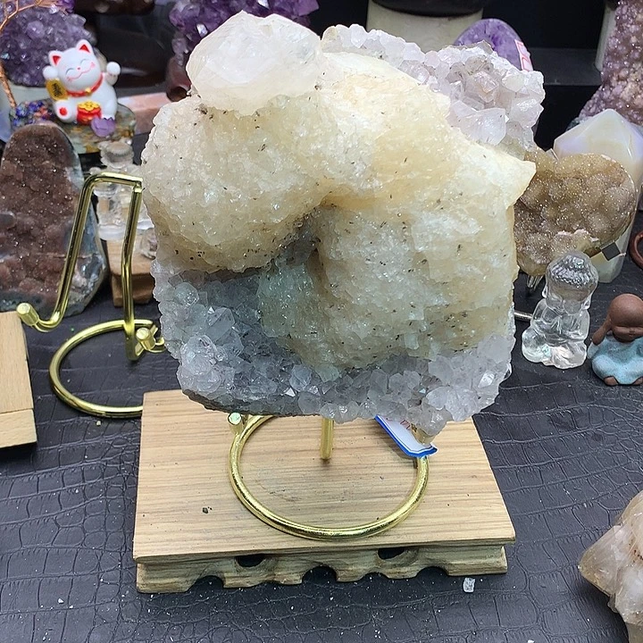 水晶大型摆件（非配饰）未镶嵌