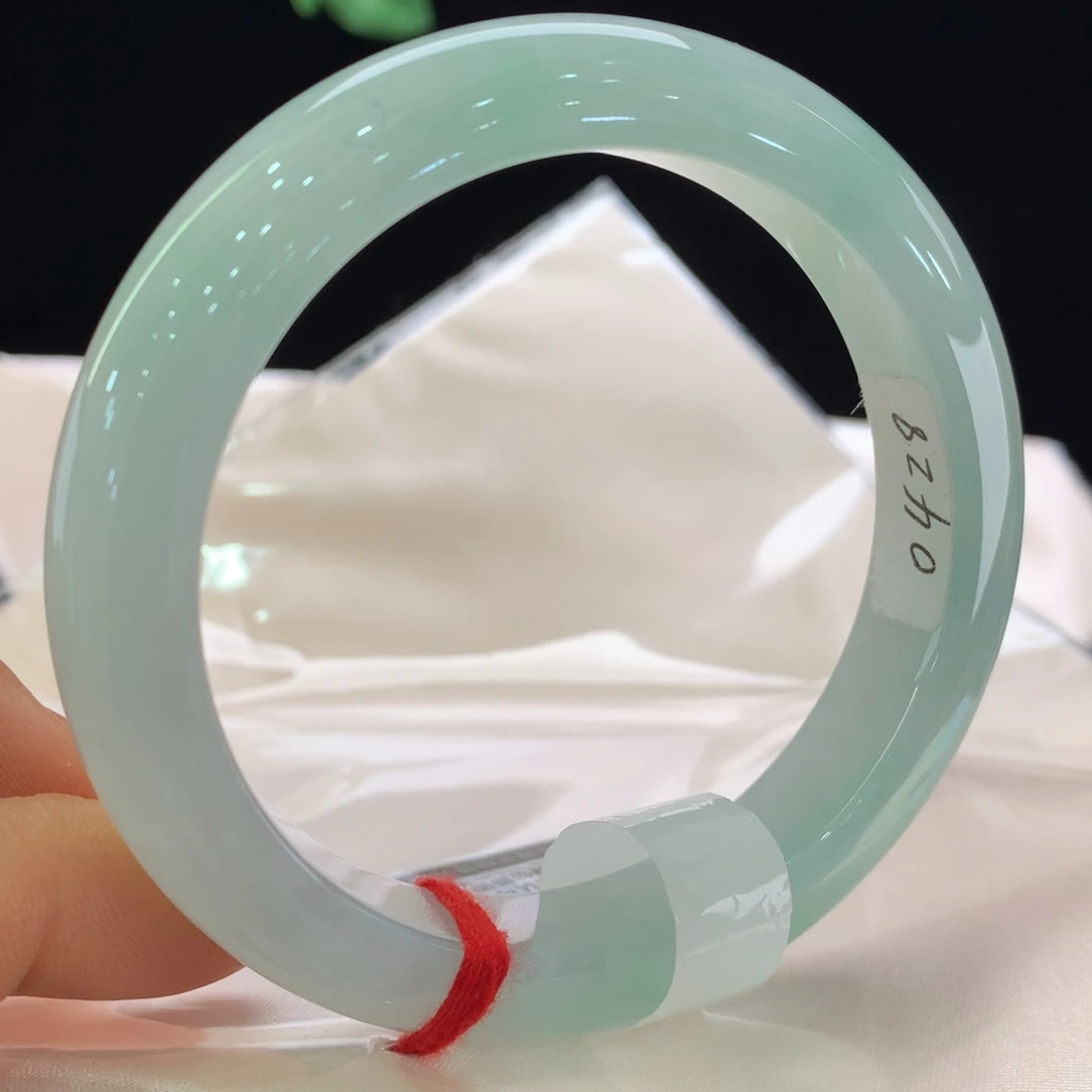 翡翠未镶嵌手镯0428