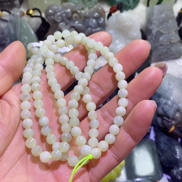 和田玉边角料未镶嵌